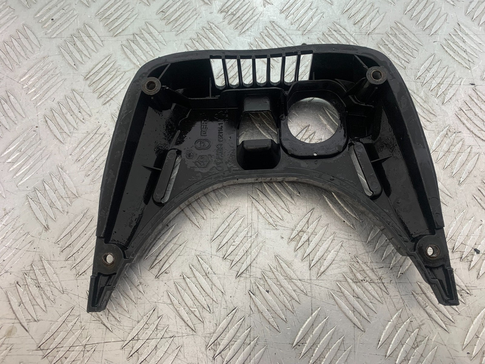 PIAGGIO VESPA GTS 125 PETROL CAP INFILL COVER YEAR 2009-14 (CMB1261)