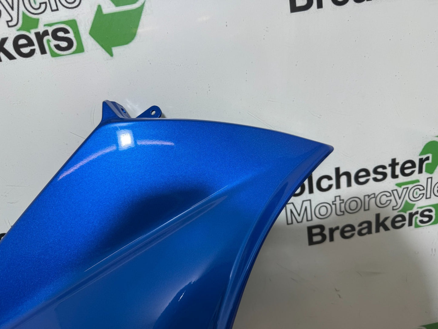 SUZUKI GSXR 125 GSX R125 RIGHT FAIRING PANEL YEAR 2017 - 2023