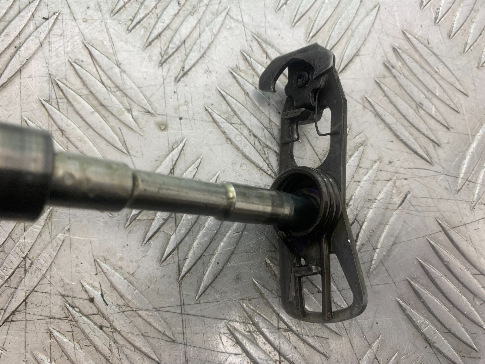YAMAHA YZF R1 4C8 GEAR LEVER SHAFT YEAR 2007-2008 (CMB1237)