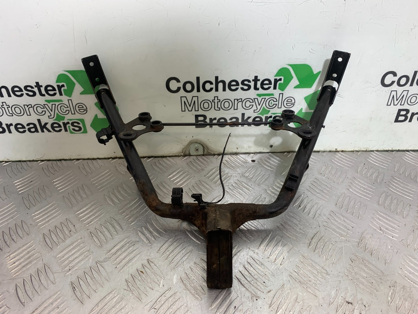 HONDA NT650 V DEAUVILLE FAIRING BRACKET YEAR 1999 (CMB1268)
