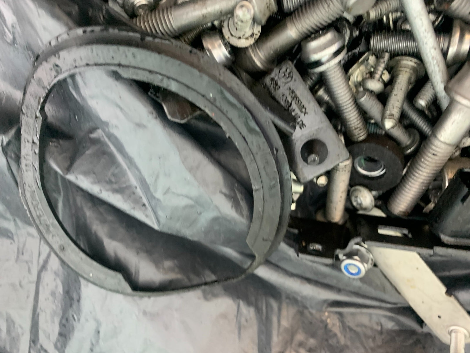 BMW M1000 R NUTS AND BOLTS   YEAR 2023-2024 (CMB1140)