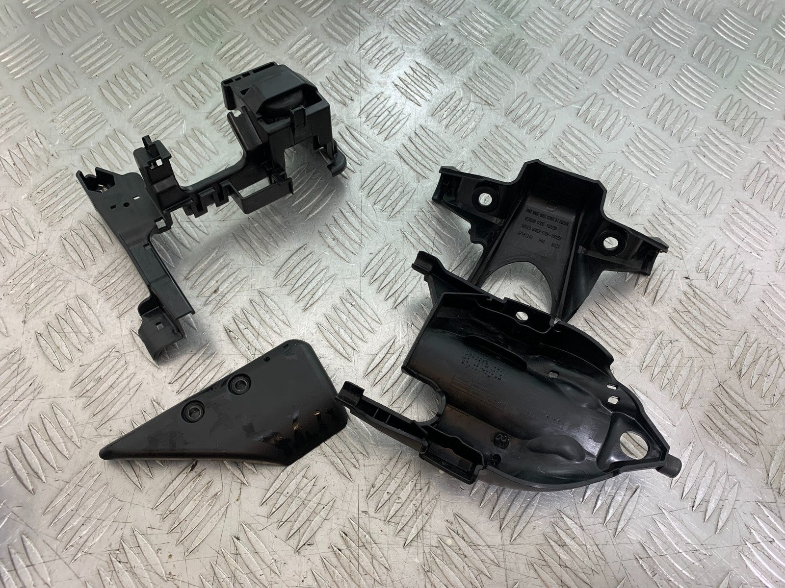 KTM DUKE 125 INFILL PANELS  YEAR 2017-2022 (CMB1274)