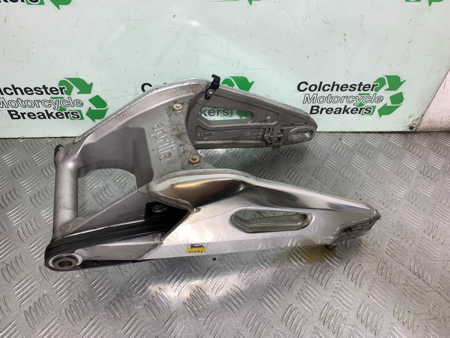 APRILIA TUONO 1000 V4R SWINGARM YEAR 2011-13  (CMB1316)
