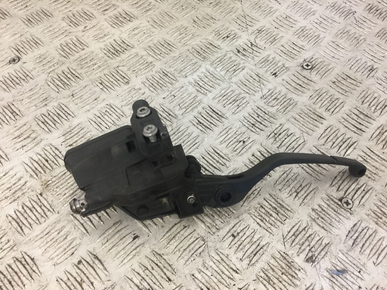 BMW R1200 GS TE EXCLUSIVE BRAKE MASTER CYLINDER   YEAR 2018  (STOCK 702)