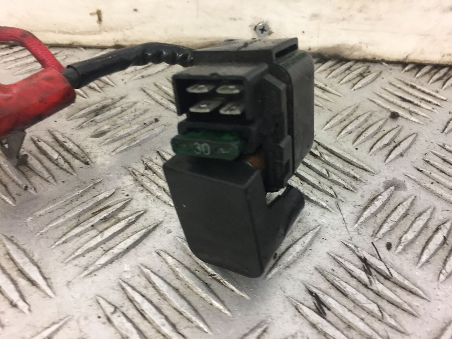 HONDA CBR1100 BLACKBIRD STARTER SOLENOID YEAR 2000 (STOCK 522)