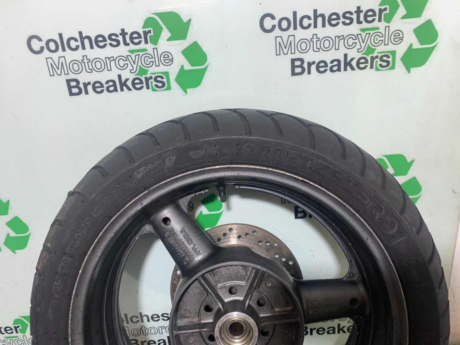 SUZUKI GSX750 INAZUMA REAR WHEEL  YEAR 1998-2003 (CMB1308)