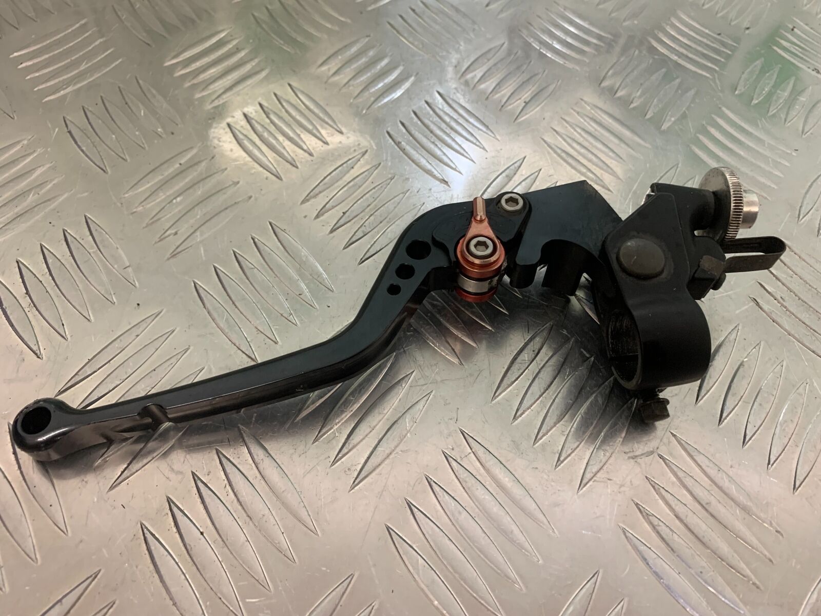 YAMAHA FZ6 FAZER CLUTCH LEVER AND BRACKET YEAR 2004-2007 (STOCK 955)