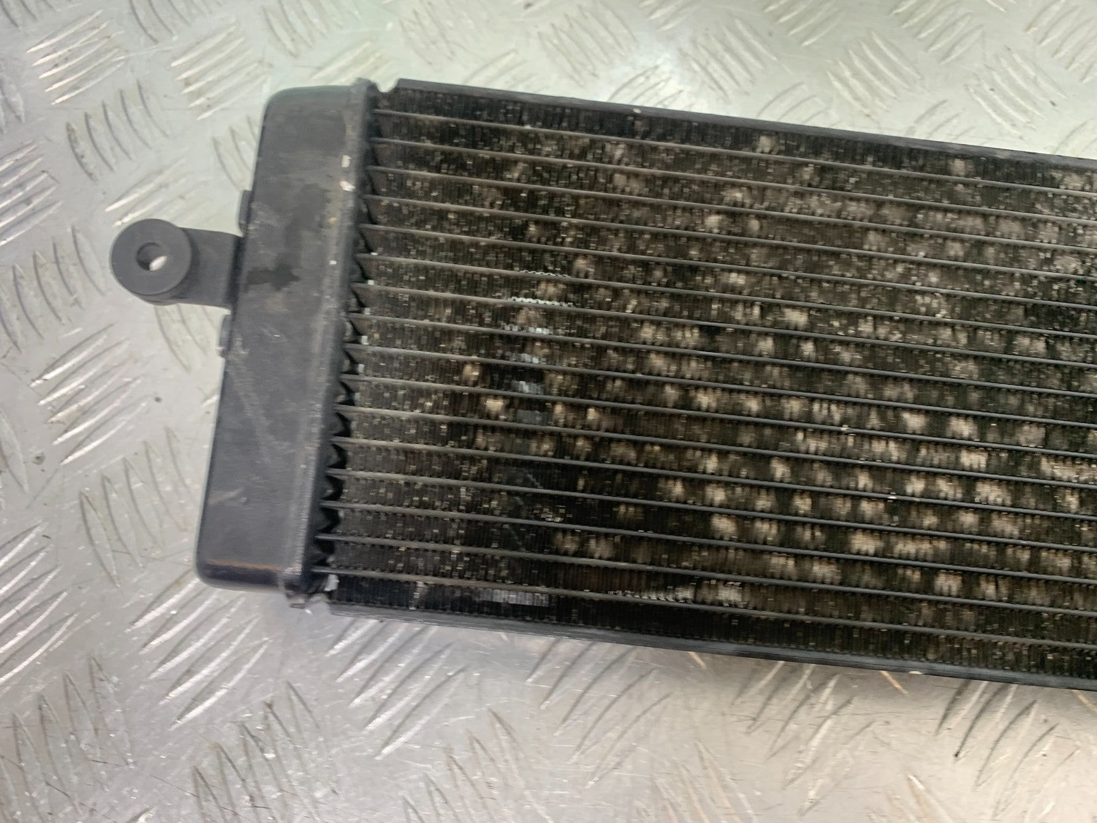 HONDA VT750 SHADOW RADIATOR  YEAR 2003-2004 (CMB1265)