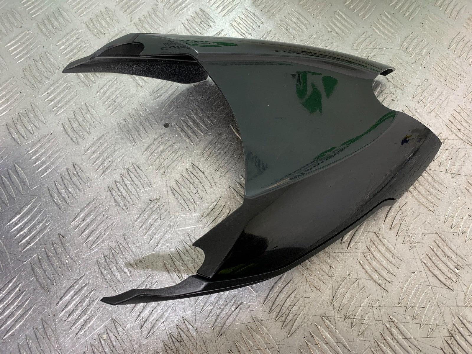 TRIUMPH TRIDENT 660 UNDERTRAY  YEAR 2021-2024 (CMB1295)