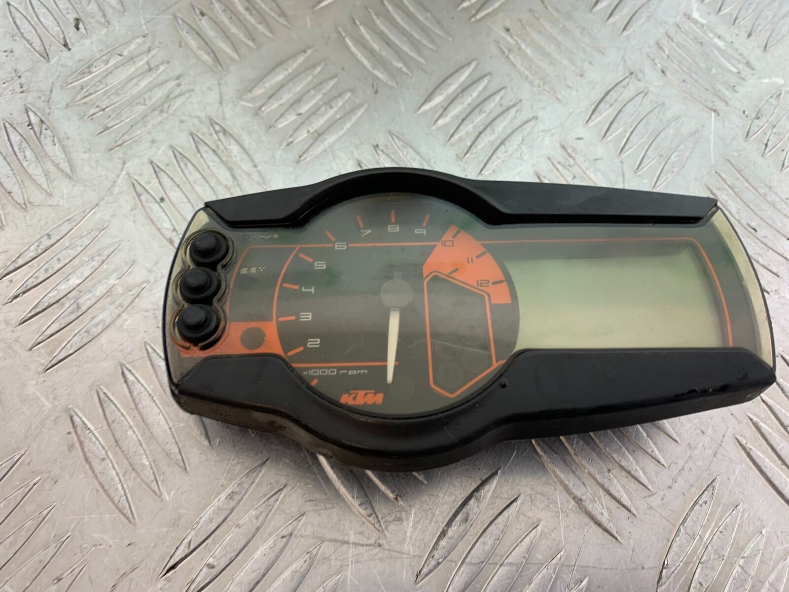 KTM 990 SUPERMOTO T CLOCKS SPEEDO DASH  YEAR 2010-2011  (CMB1067)