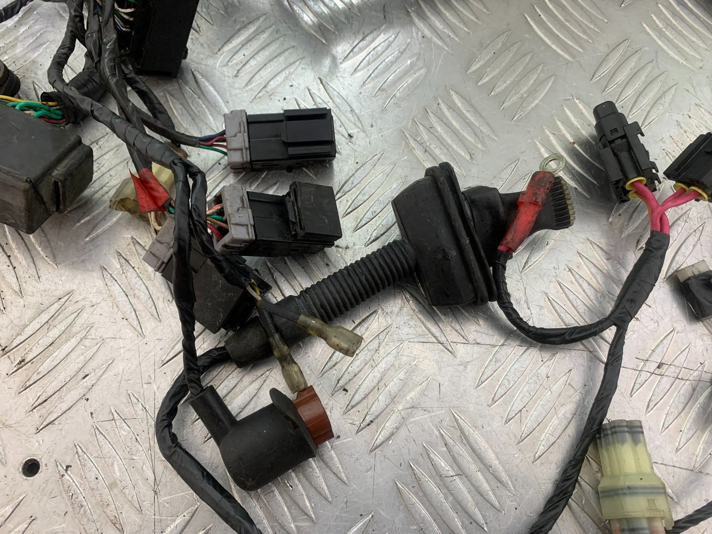 KTM 690 DUKE R LC4 WIRING LOOM HARNESS YEAR 2012-2015  (CMB1180)