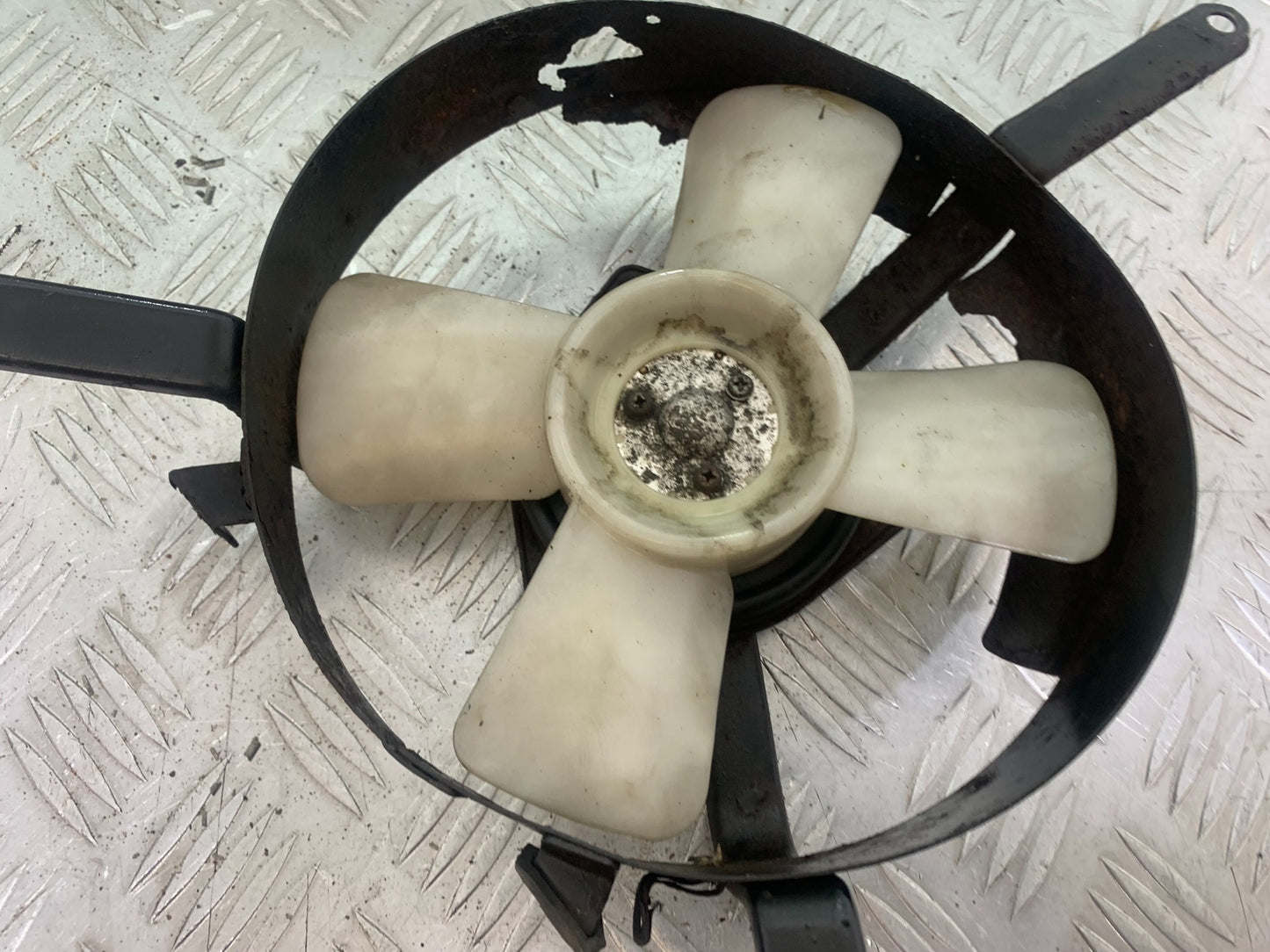 KAWASAKI ZZR1100 D RADIATOR FAN  YEAR 1993-2001 (CMB1164)