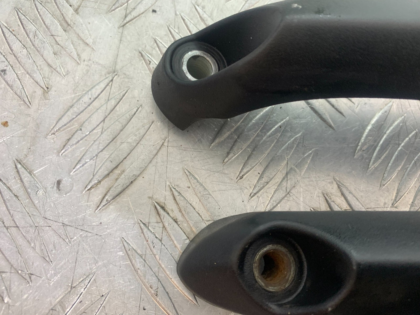 TRIUMPH 675 STREET TRIPLE CRASH PROTECTORS   2013-2016 (CMB1186)