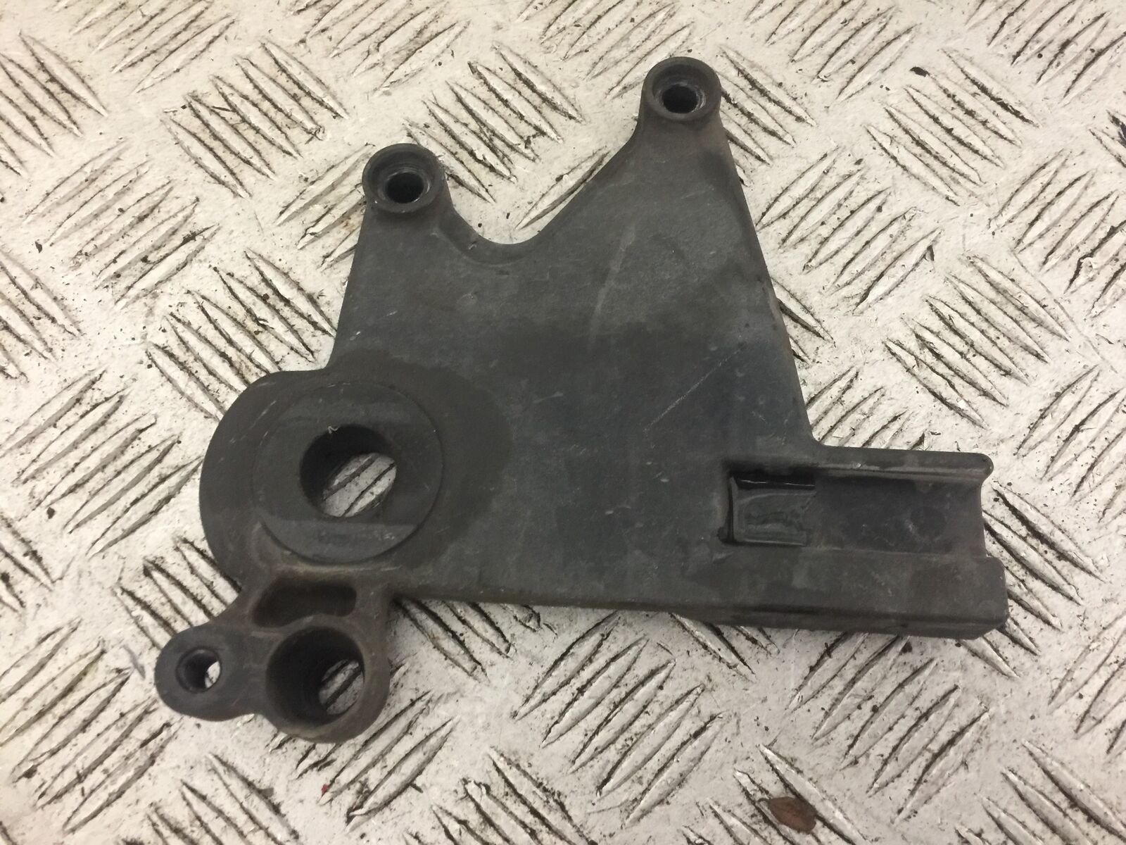 KAWASAKI VN 650 VULCAN REAR CALIPER BRACKET  YEAR 2017-2021 (STOCK 705)