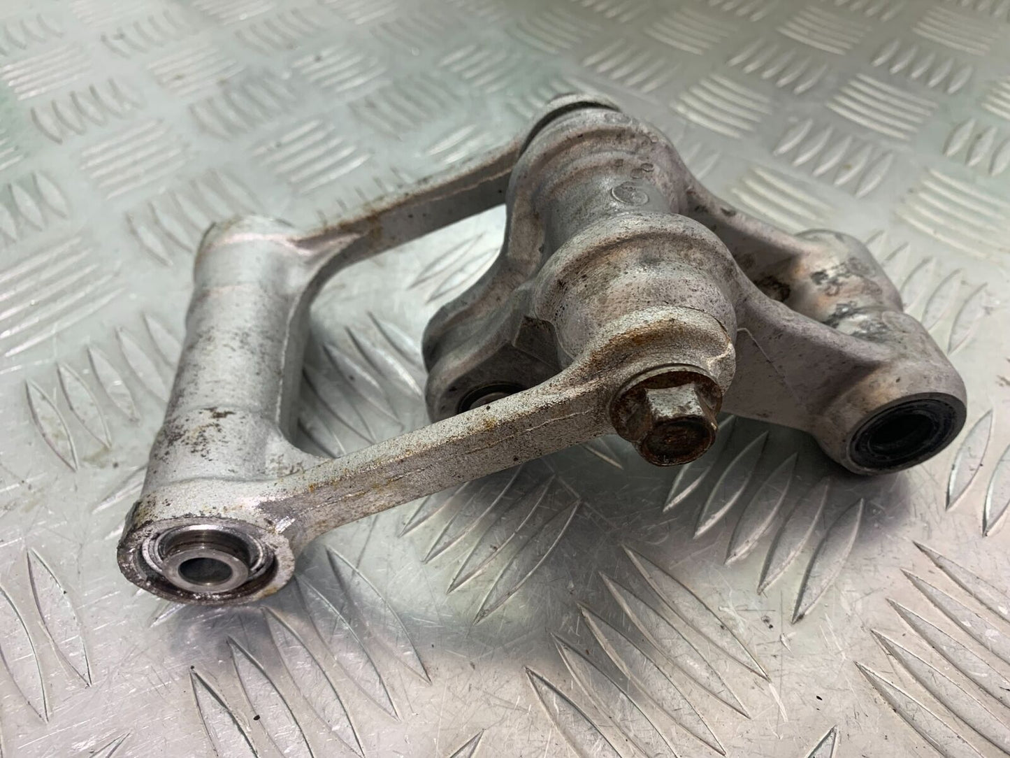 HONDA VFR400 VFR 400 NC21 REAR SHOCK LINKAGE  YEAR 1986-87 (CMB1043)