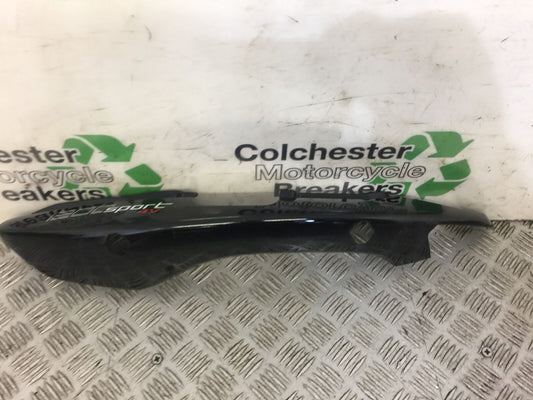 MOTO GUZZI SPORT 4V RIGHT SEAT PANEL  YEAR 2009 (STOCK 469)