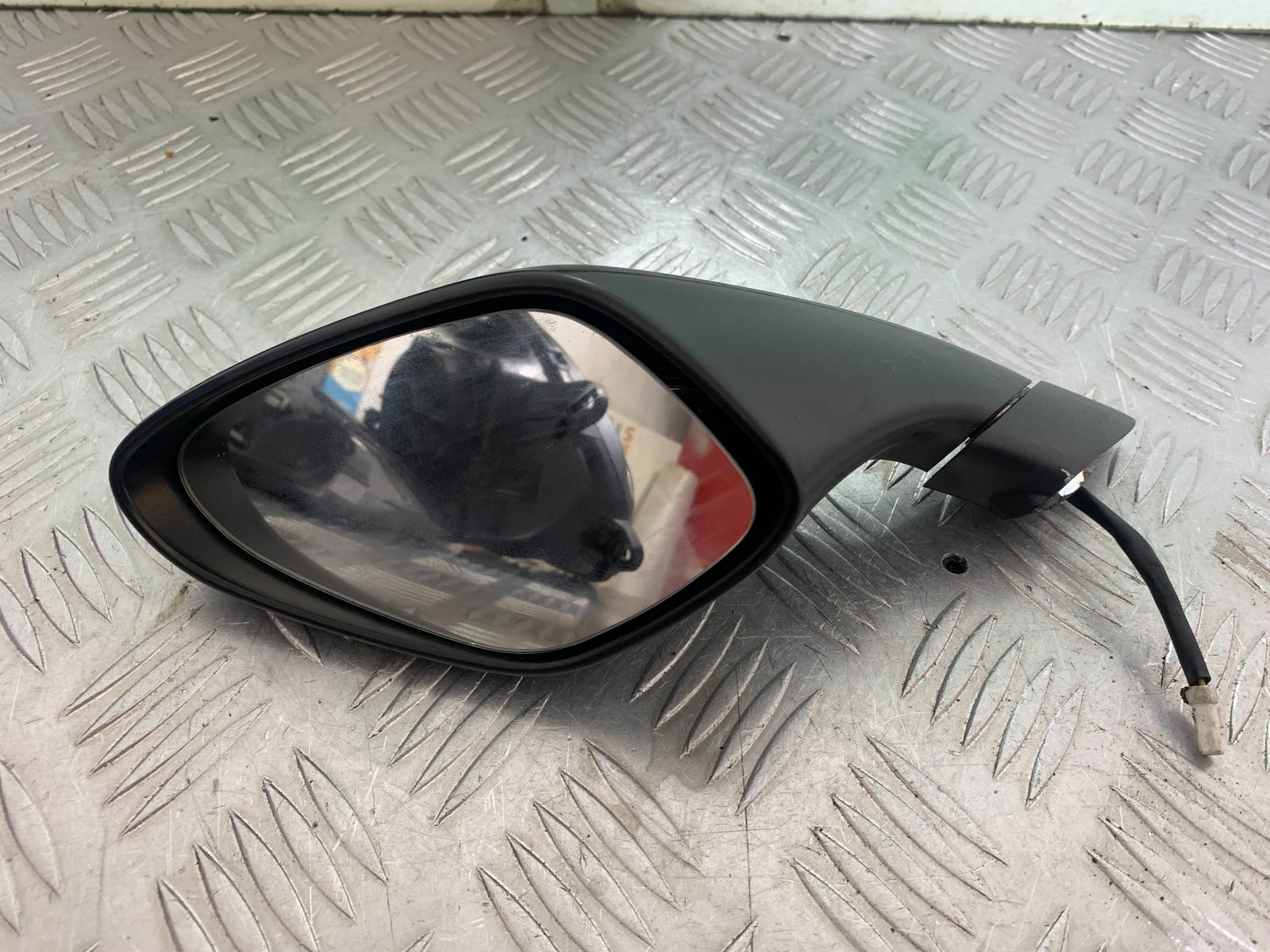 MV AGUSTA 800 F3 LEFT MIRROR    YEAR 2013-2016 (CMB1152)