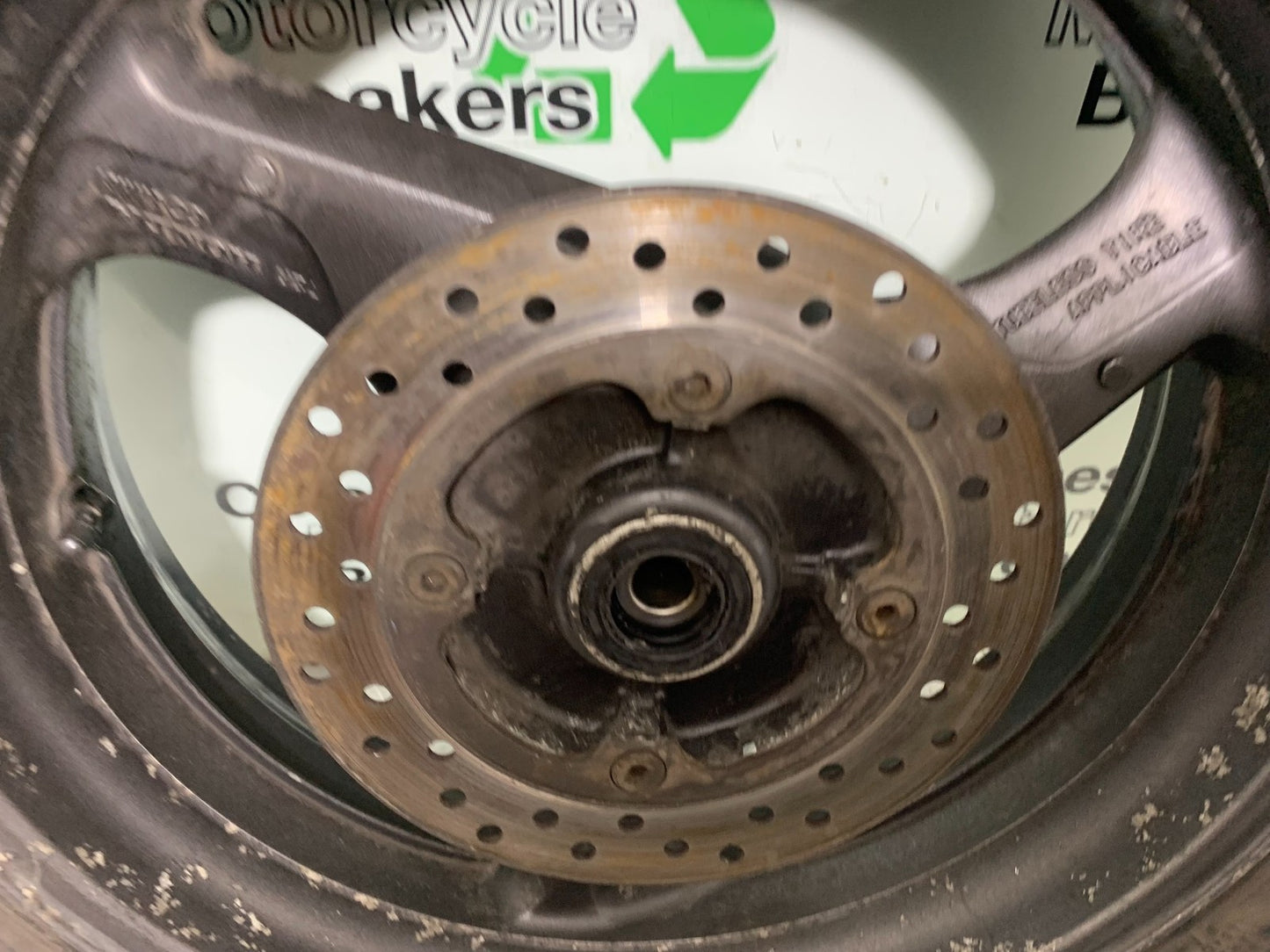 HONDA CB600 CB 600 HORNET REAR WHEEL    YEAR 1998-2002 (CMB1297)