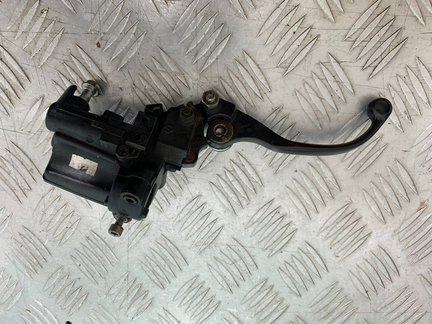 KAWASAKI ZZR1100 D CLUTCH MASTER CYLINDER  YEAR 1993-2001 (CMB1189)