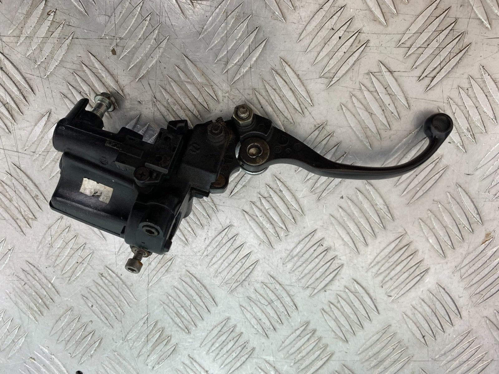 KAWASAKI ZZR1100 D CLUTCH MASTER CYLINDER  YEAR 1993-2001 (CMB1189)