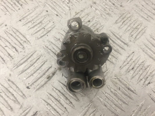 YAMAHA YZF250 YZF 250 OIL PUMP YEAR 2004 (STOCK 792)