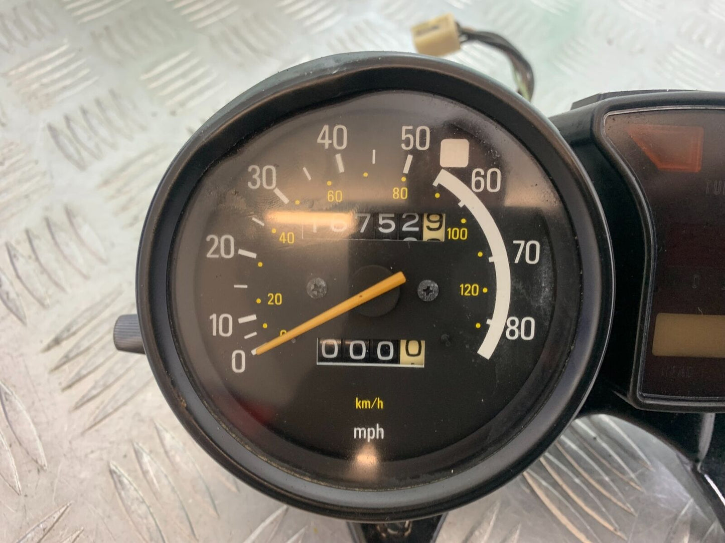 YAMAHA XS1100 MIDNIGHT SPECIAL CLOCKS SPEEDO DASH  YEAR 1980-1982 (CMB1122)