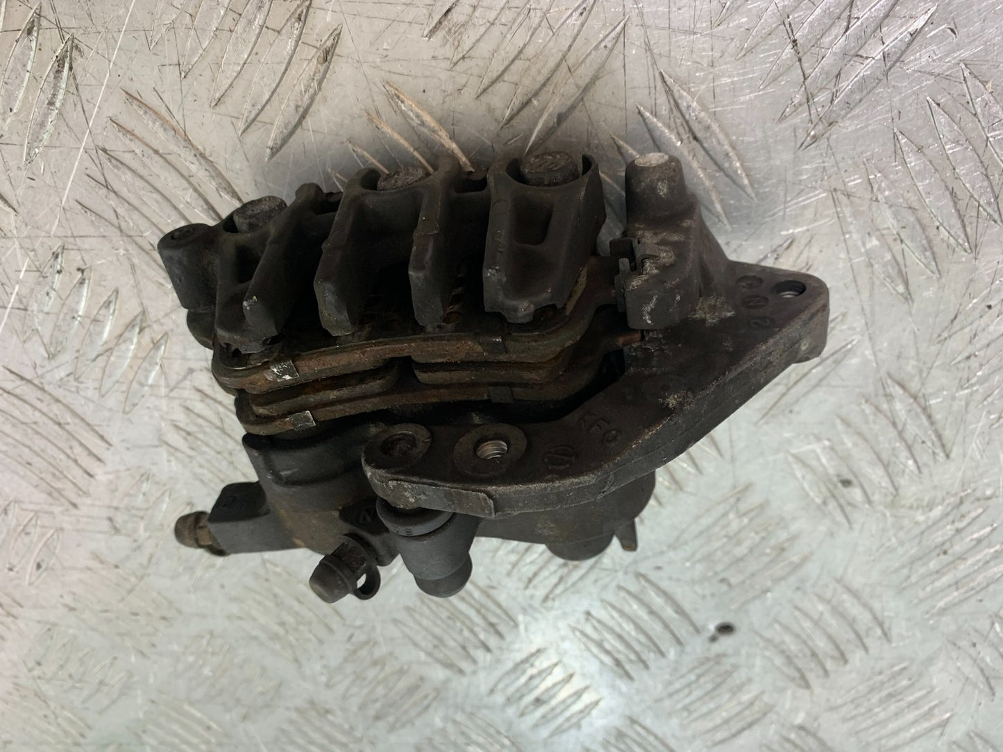 HONDA VFR800 VFR 800 V-TEC REAR CALIPER   YEAR 2002 -09 (CMB1296)