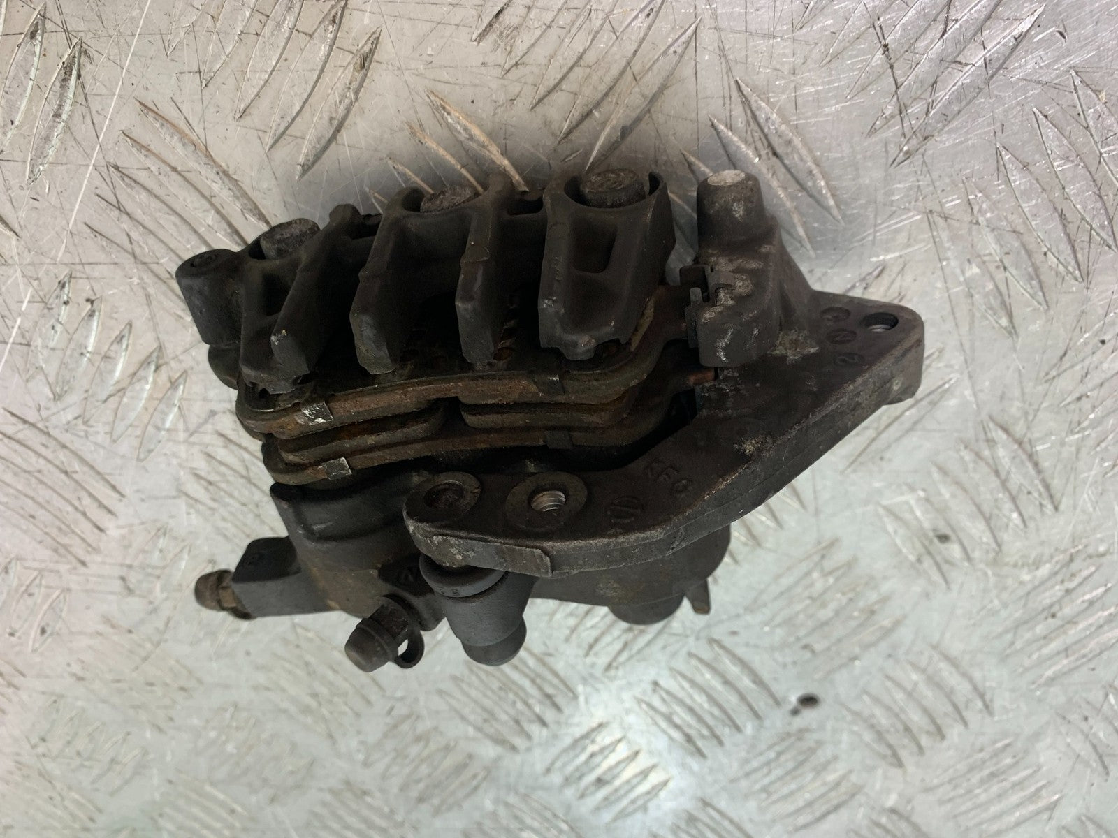HONDA VFR800 VFR 800 V-TEC REAR CALIPER   YEAR 2002 -09 (CMB1296)