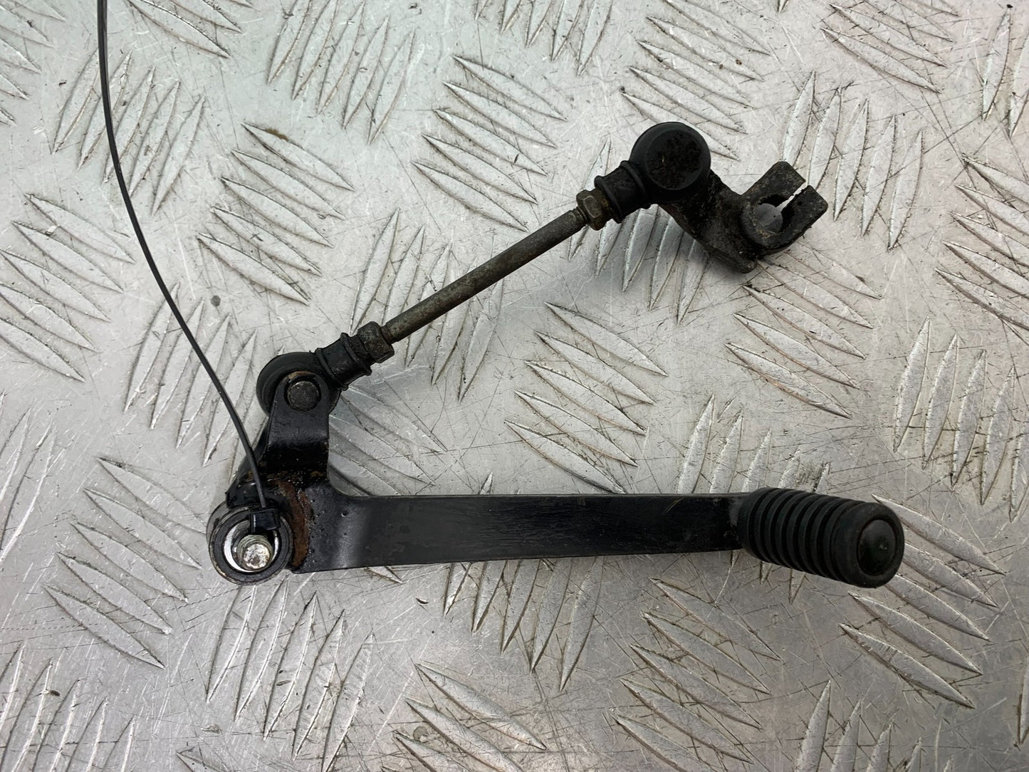 HONDA XL125 VARADERO GEAR LEVER   YEAR 2001-2006  (CMB1304)