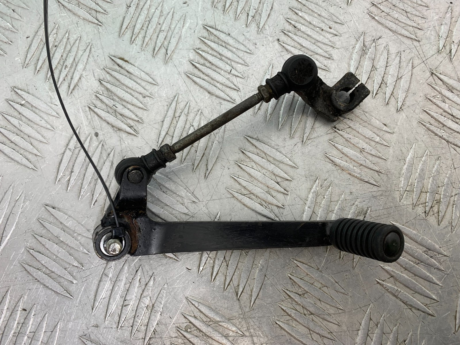 HONDA XL125 VARADERO GEAR LEVER   YEAR 2001-2006  (CMB1304)