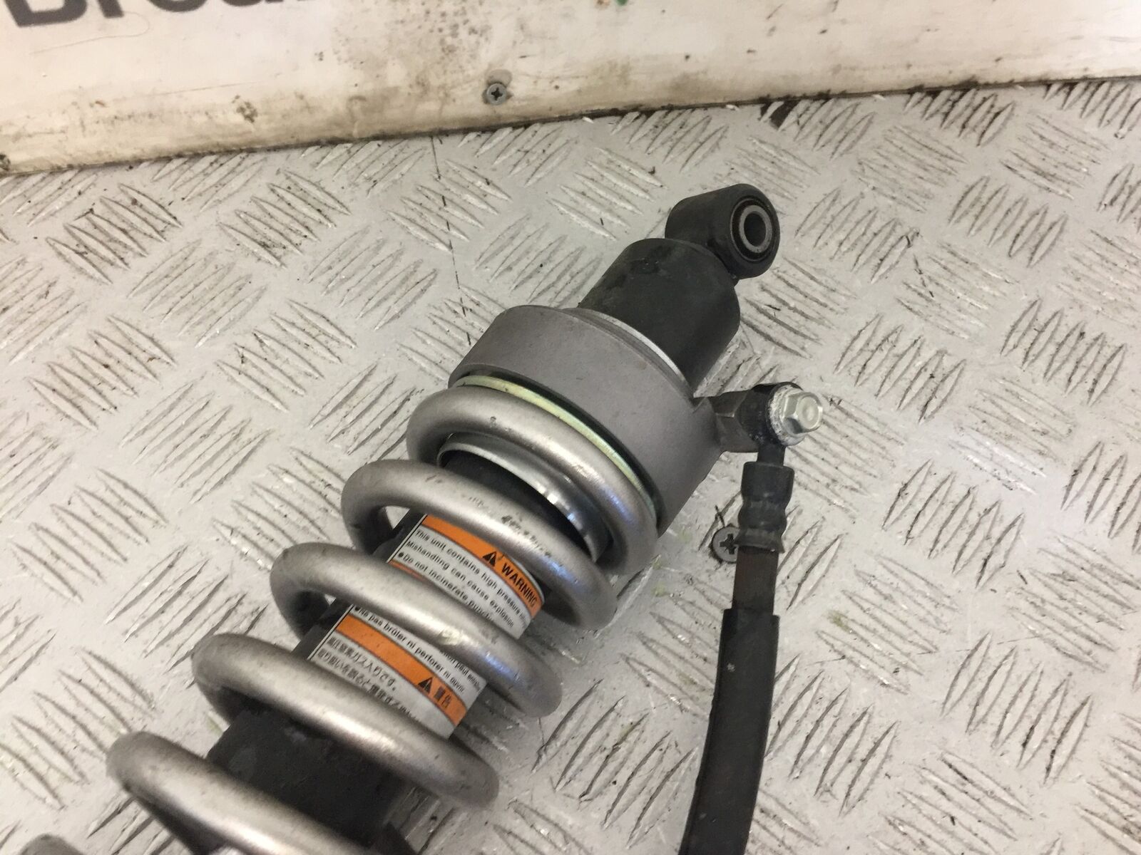 KAWASAKI NINJA 1000 SX Z1000SX REAR SHOCK  YEAR 2019  (STOCK 830)