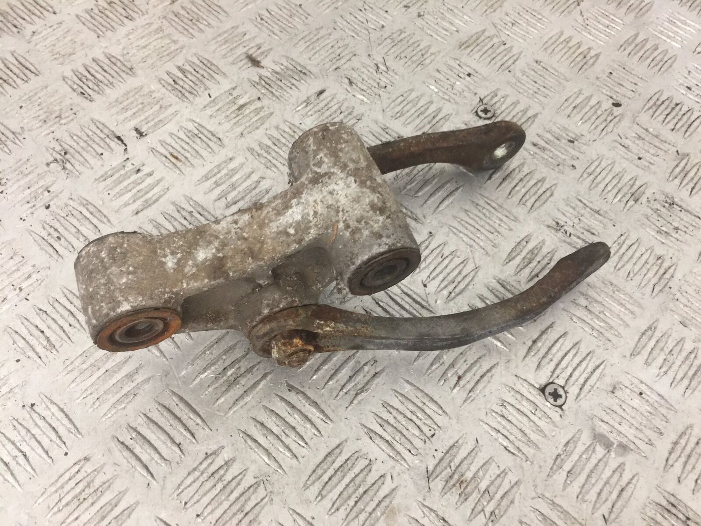 KAWASAKI ZZR600 ZZR 600 E REAR SHOCK LINKAGE YEAR 1994-05 (STOCK 876)