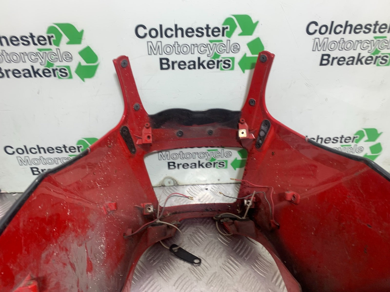 KAWASAKI GPZ600 GPZ 600 TOP FAIRING   YEAR 1988-90 (CMB1258)