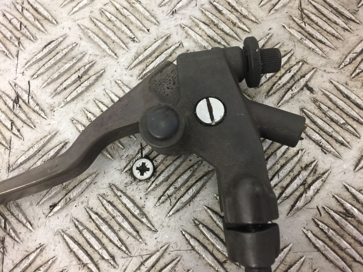 HONDA NT650 V DEAUVILLE CLUTCH LEVER AND BRACKET YEAR 1998-2004 (STOCK NO 498)