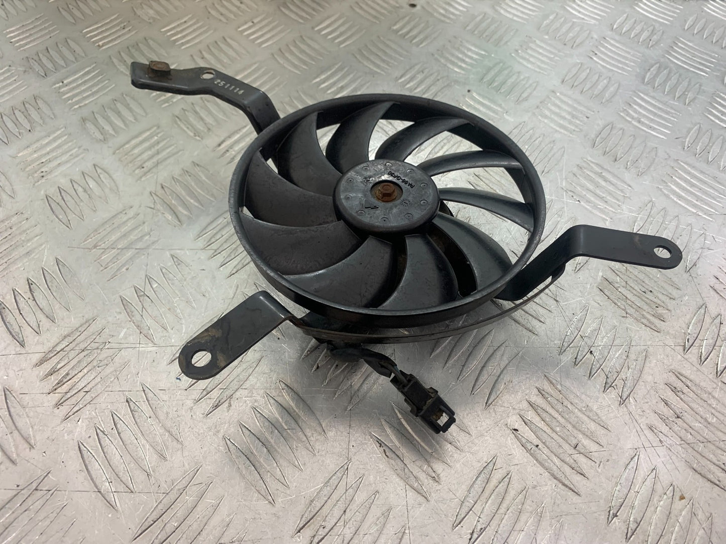TRIUMPH 675 STREET TRIPLE RADIATOR FAN  2013-2016 (CMB1186)