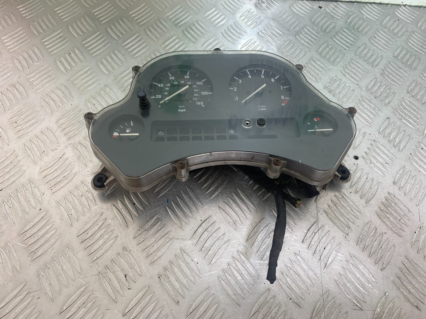 BMW K1200 K 1200 LT CLOCKS SPEEDO DASH   YEAR 1999-07 (CMB1138)