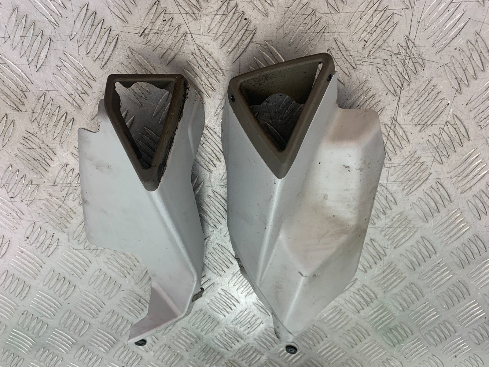 APRILIA RS660 RS 660 EXHAUST COVERS   YEAR 2020-2024 (CMB1202)