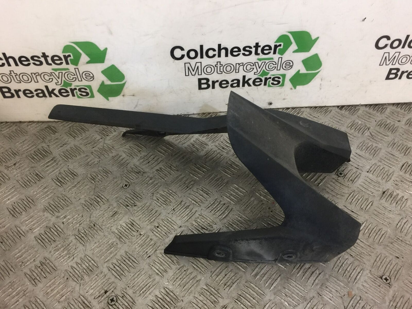 HONDA CBR125 CBR 125 HUGGER  YEAR 2011-2017 (STOCK 334)