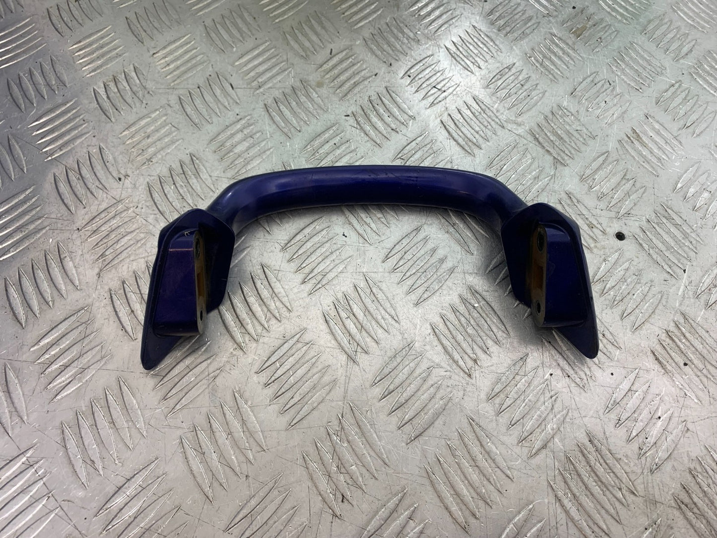 SUZUKI GSF600 GSF 600 BANDIT GRAB RAIL  2000-2004 (CMB1269)