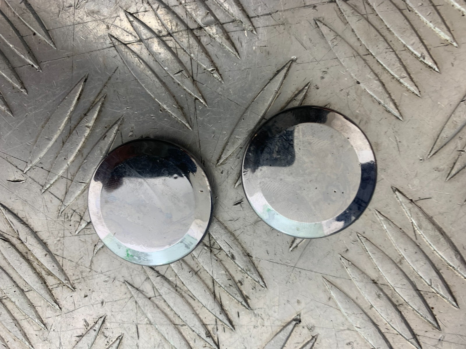 HONDA VT700 VT 700 SHADOW 2 X CHROME FRAME PLUGS  YEAR 1984-85 (CMB1328)