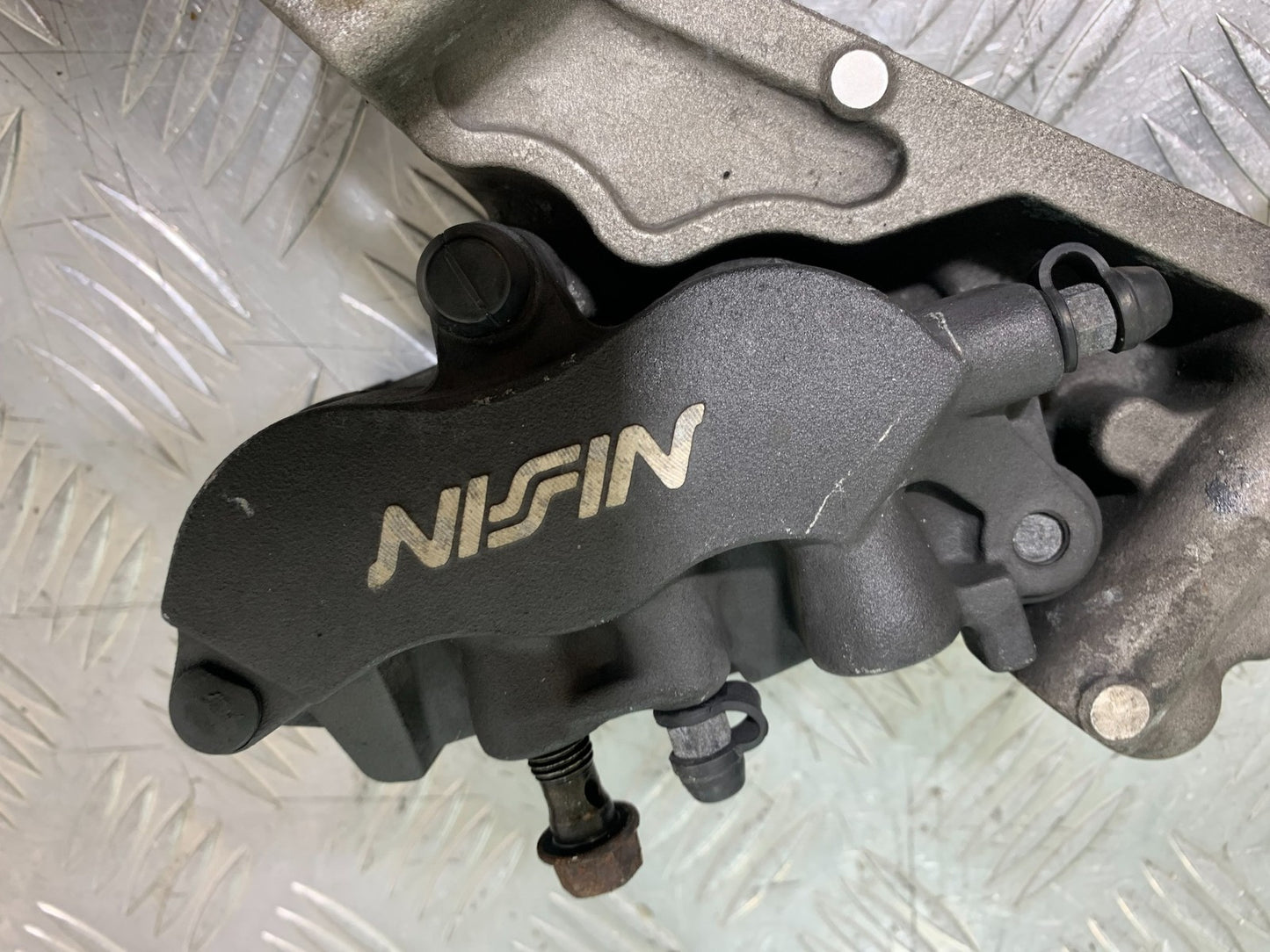 HONDA VFR800 VFR 800 V-TEC FRONT LEFT CALIPER   YEAR 2002 -09 (CMB1296)