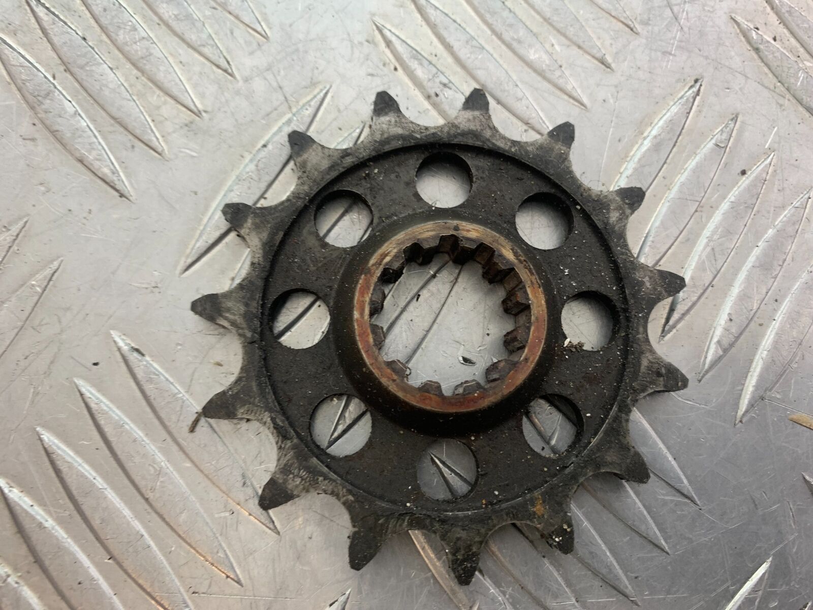 HUSQVARNA TE630 TE 630 FRONT SPROCKET (USED) YEAR 2010-11 (CMB1120)