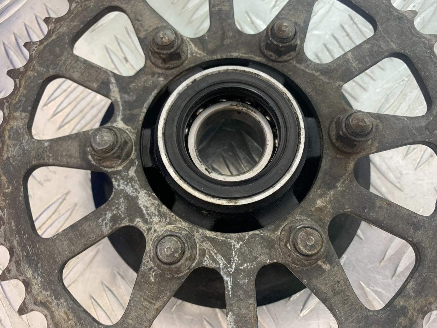 KAWASAKI ZX6R SPROCKET CARRIER  YEAR 2009-2012 (CMB1136)