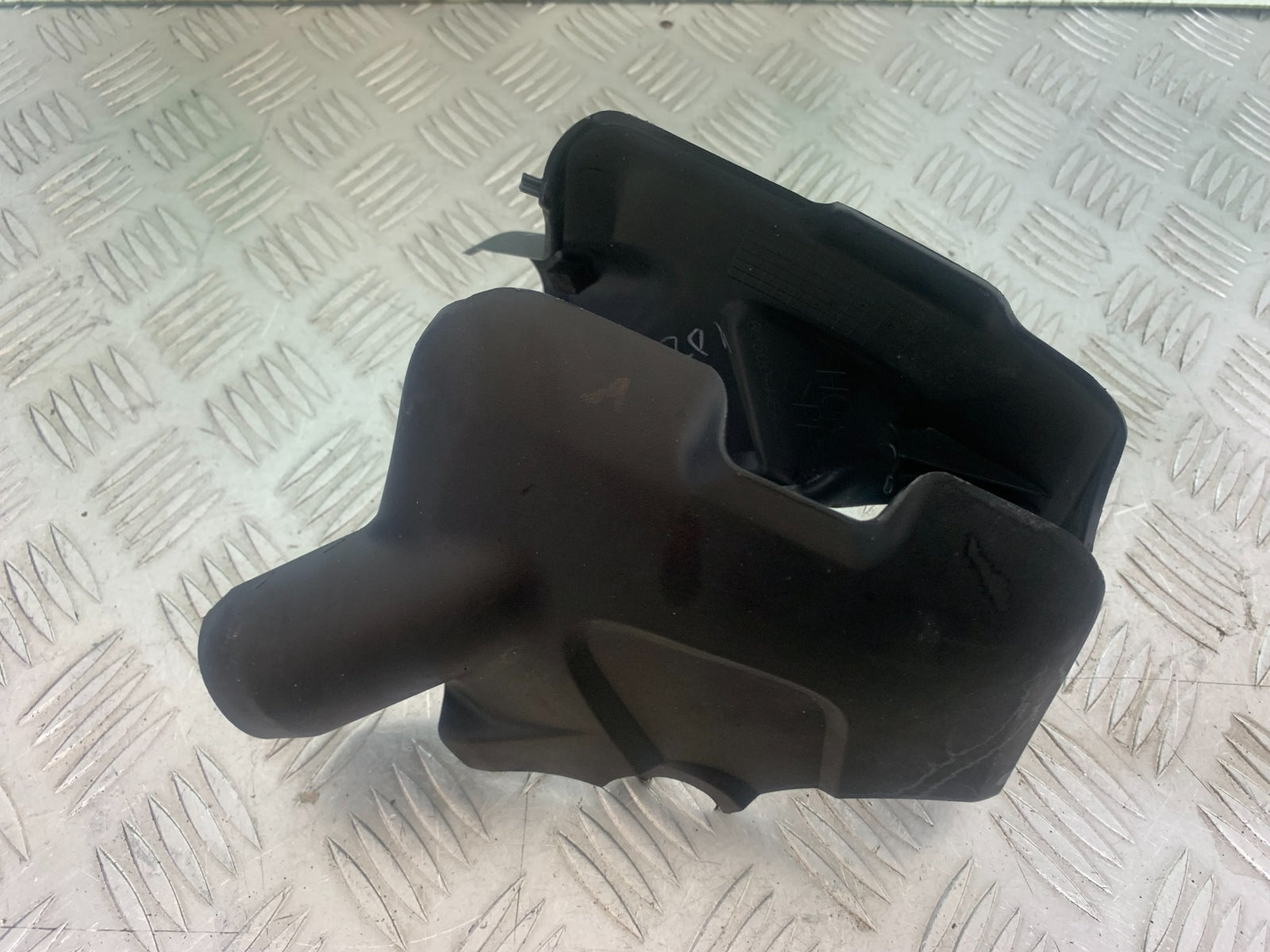HONDA VTX1300 S-6 FRAME COVER  YEAR 2004-09 (CMB1159)