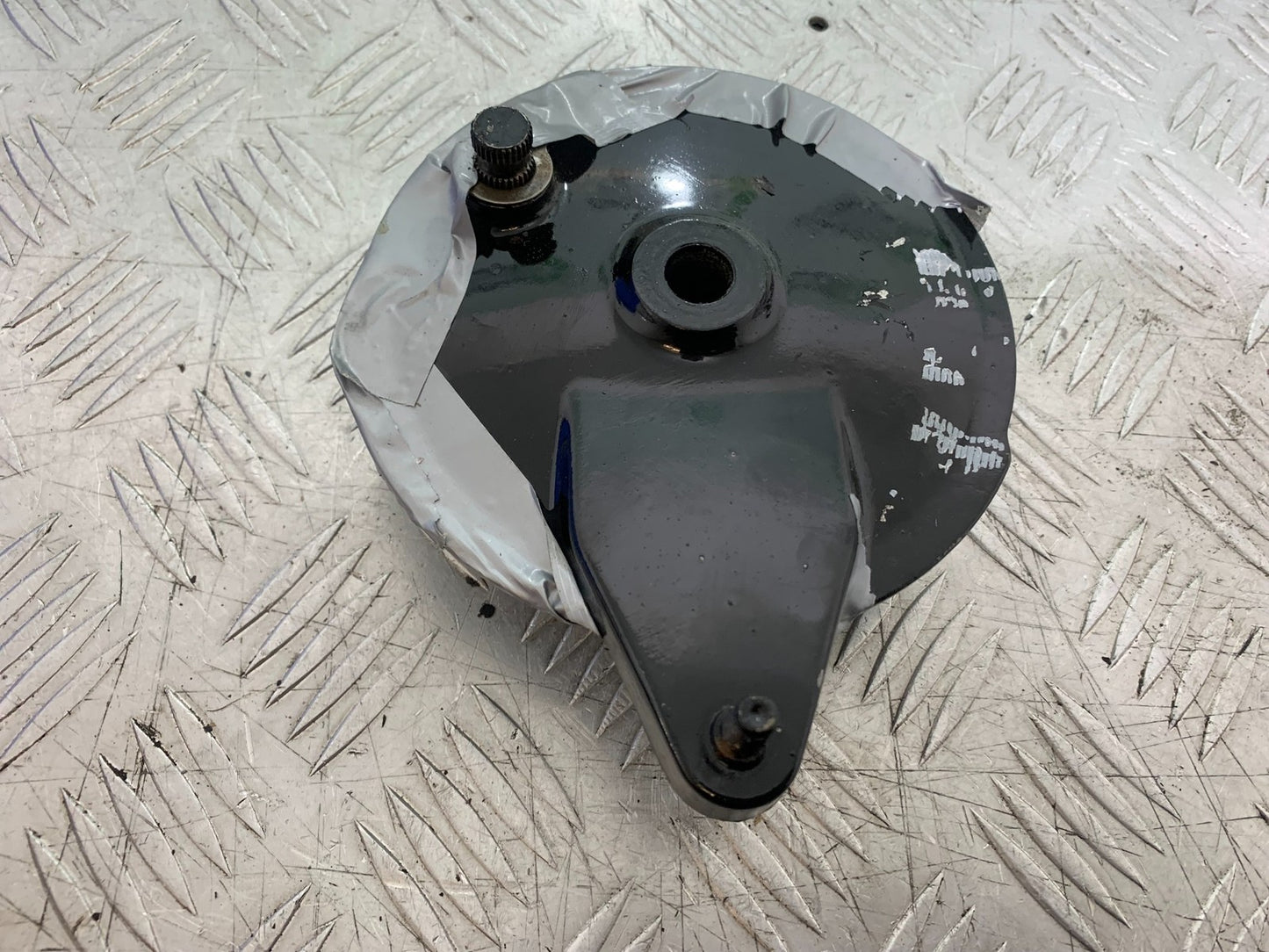 YAMAHA YBR125 YBR 125 REAR BRAKE HUB  YEAR 2010-2017 (CMB1252)
