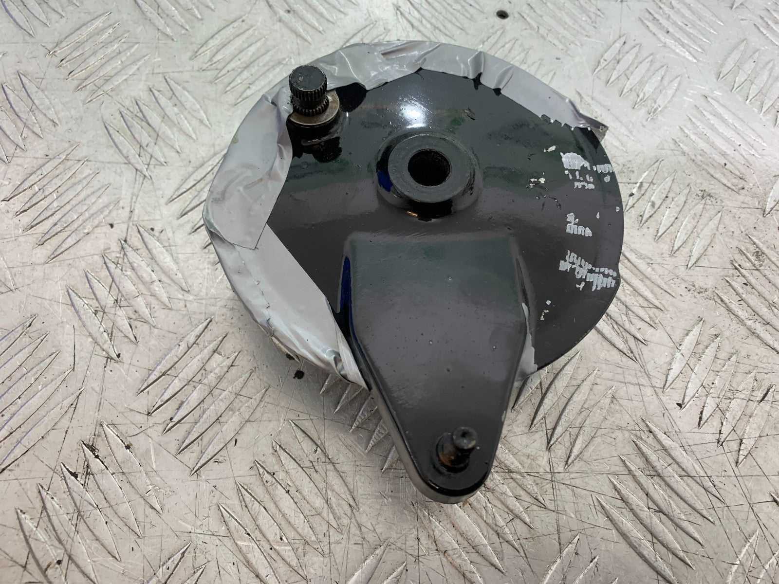 YAMAHA YBR125 YBR 125 REAR BRAKE HUB  YEAR 2010-2017 (CMB1252)