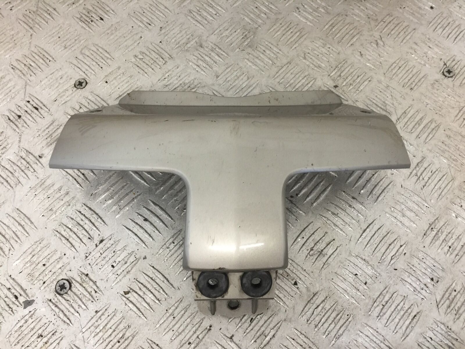 HONDA GL1800 GL 1800 CENTER TOP FAIRING PANEL YEAR 2004-10 ABS (STOCK 890)
