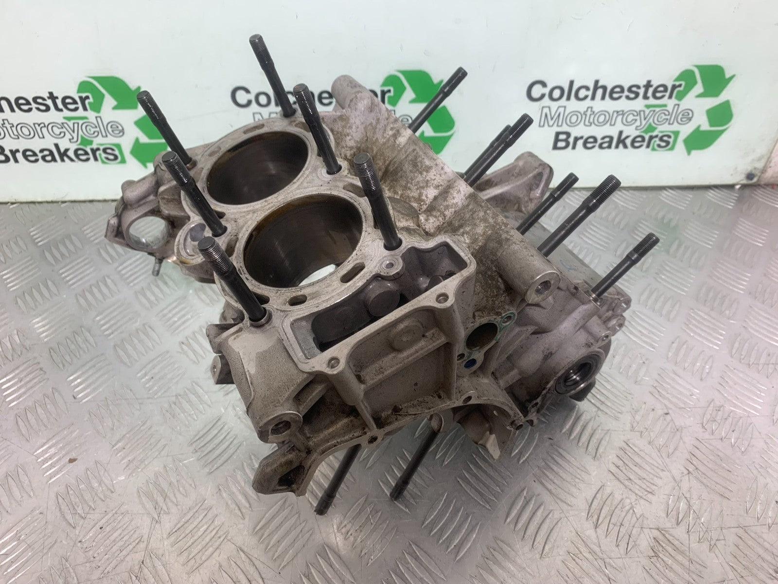 APRILIA RSV4 FACTORY ENGINE CRANK CASINGS  YEAR 2009-2012 (CMB1224)