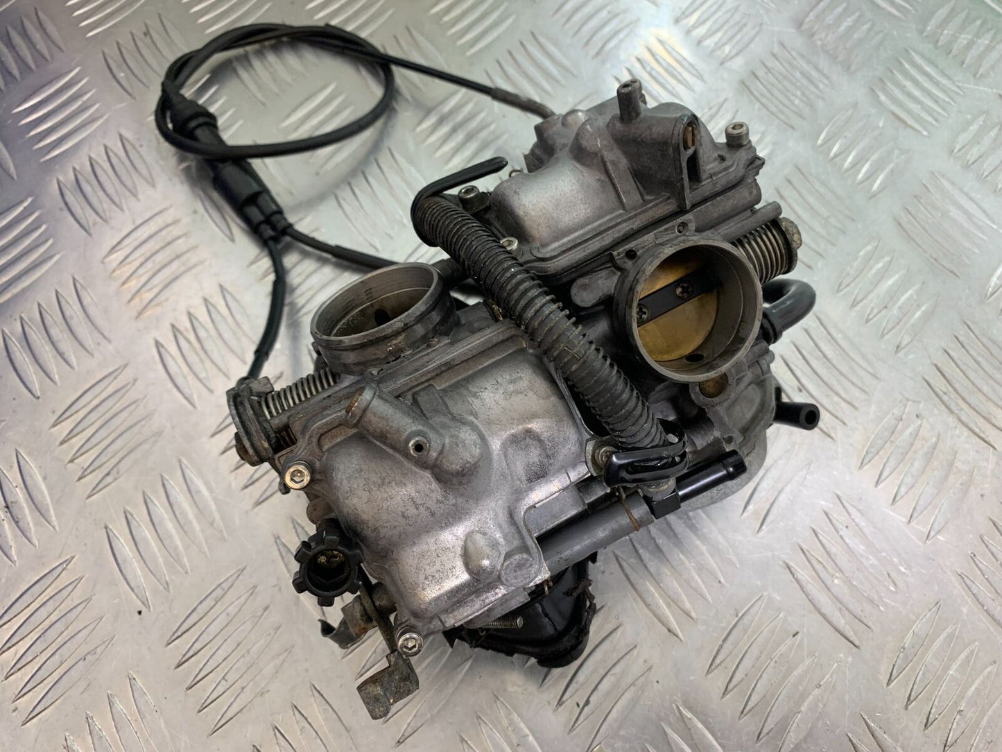 HONDA NTV 650 REVERE CARBS   YEAR 1988-1996 (CMB1025))