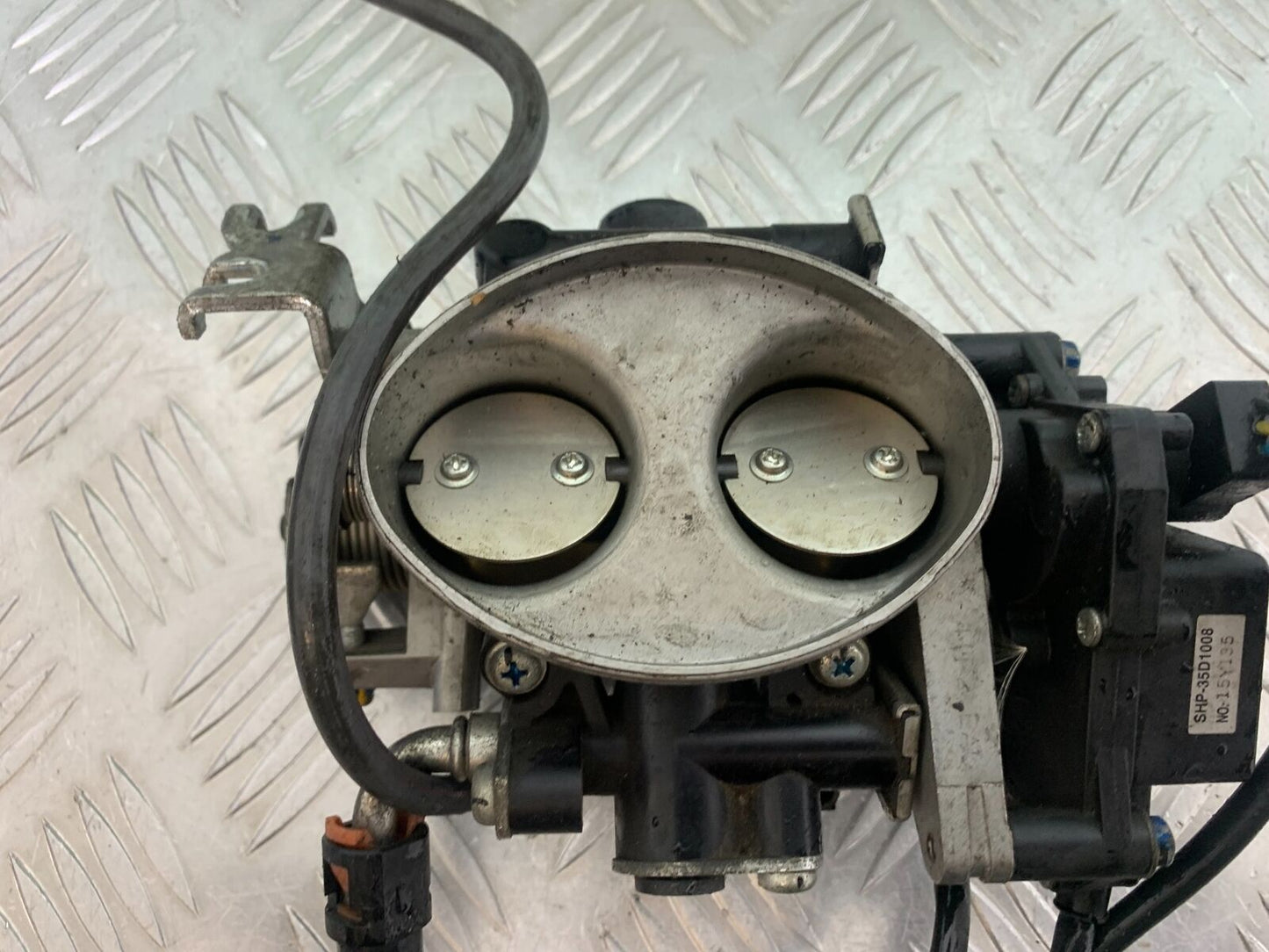 SUZUKI INTRUDER VL800 C800 THROTTLE BODIES YEAR 2012-16 (CMB1039)